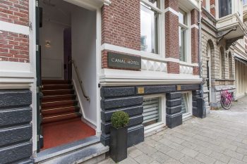 Amsterdam Canal Hotel