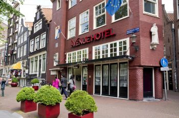 Avenue Hotel