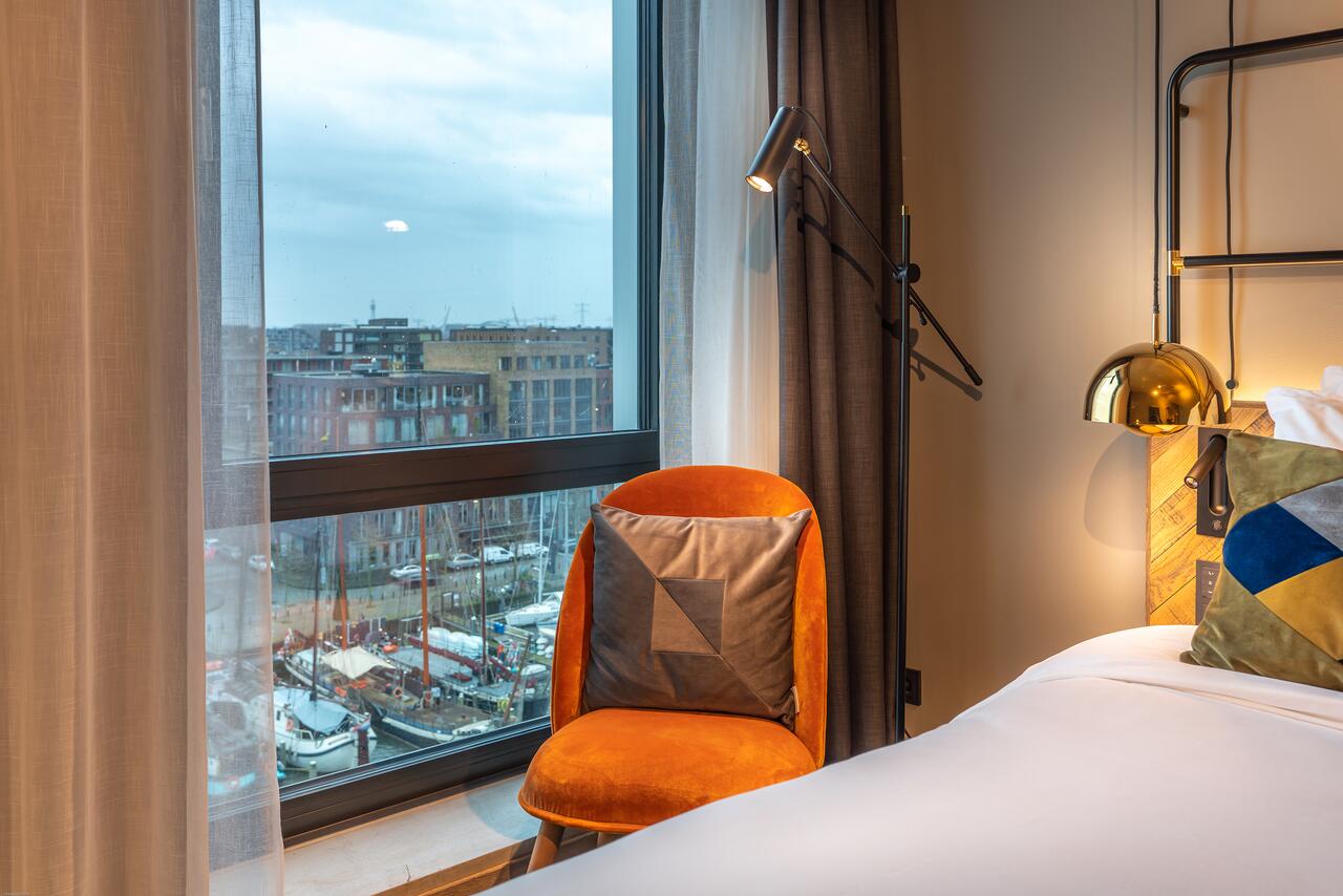 four-elements-hotel-amsterdam thumbnail