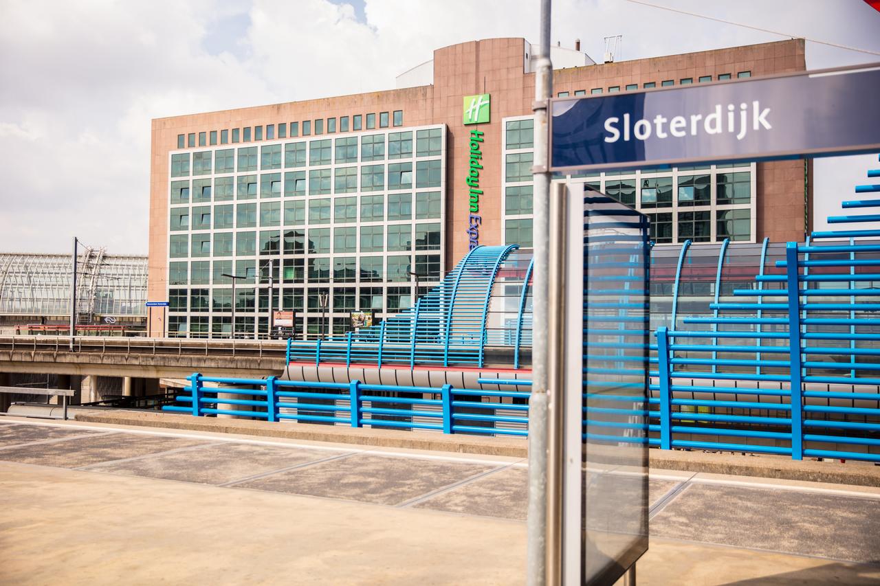 holiday-inn-express-amsterdam-sloterdijk-station thumbnail