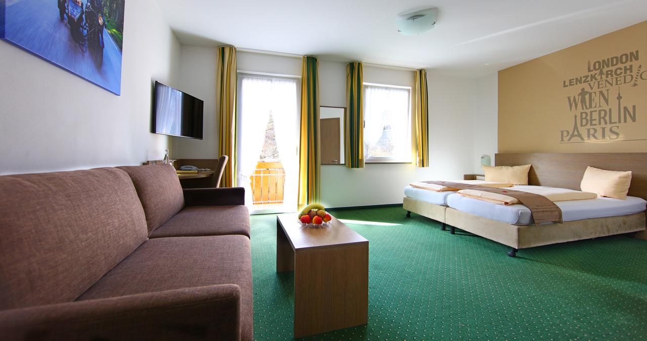 hotel-restaurant-schworer thumbnail