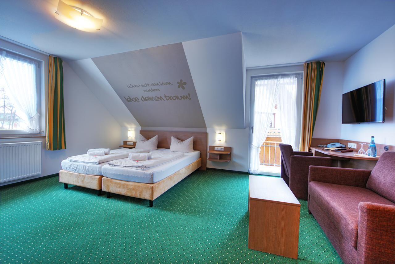 hotel-restaurant-schworer thumbnail