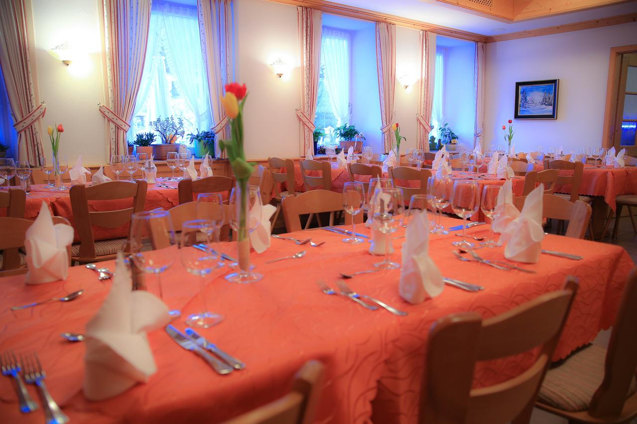 hotel-restaurant-schworer thumbnail