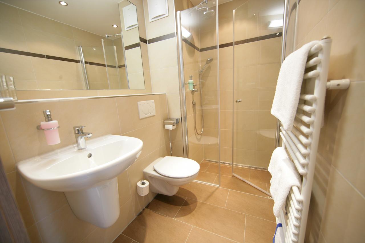 hotel-restaurant-schworer thumbnail