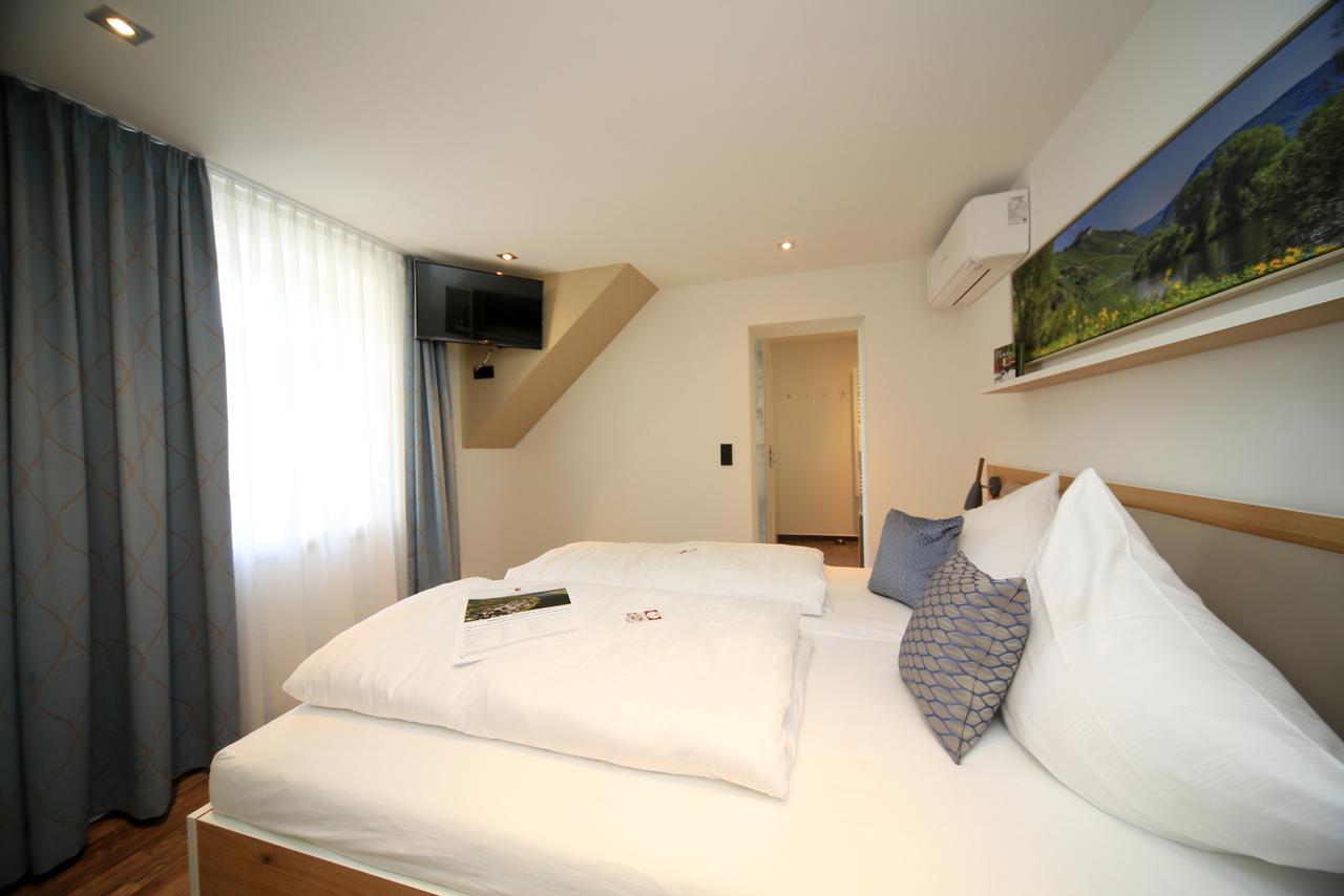 hotel-weinhaus-halfenstube thumbnail