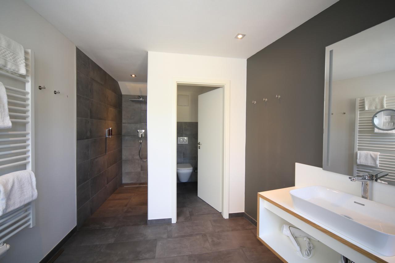 hotel-weinhaus-halfenstube thumbnail