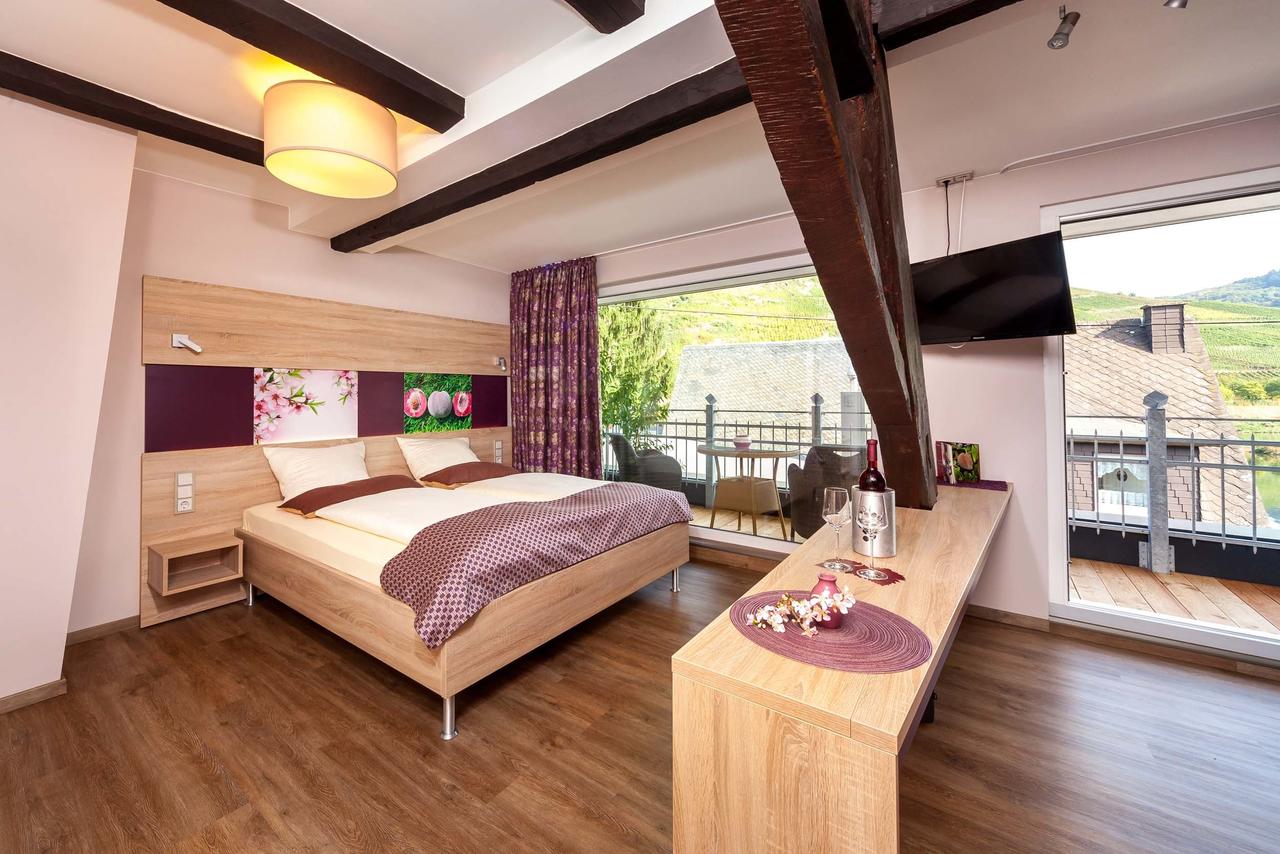 hotel-weinhaus-halfenstube thumbnail