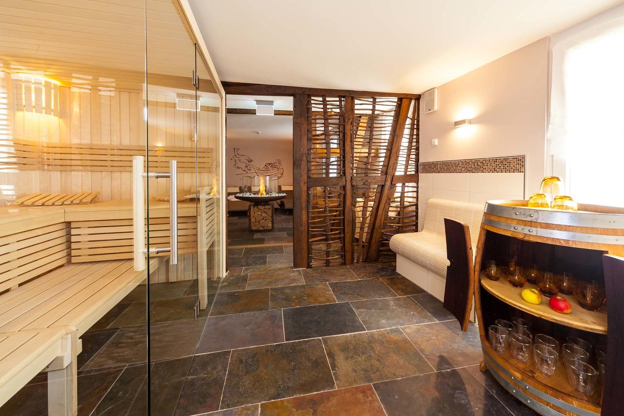 hotel-weinhaus-halfenstube thumbnail