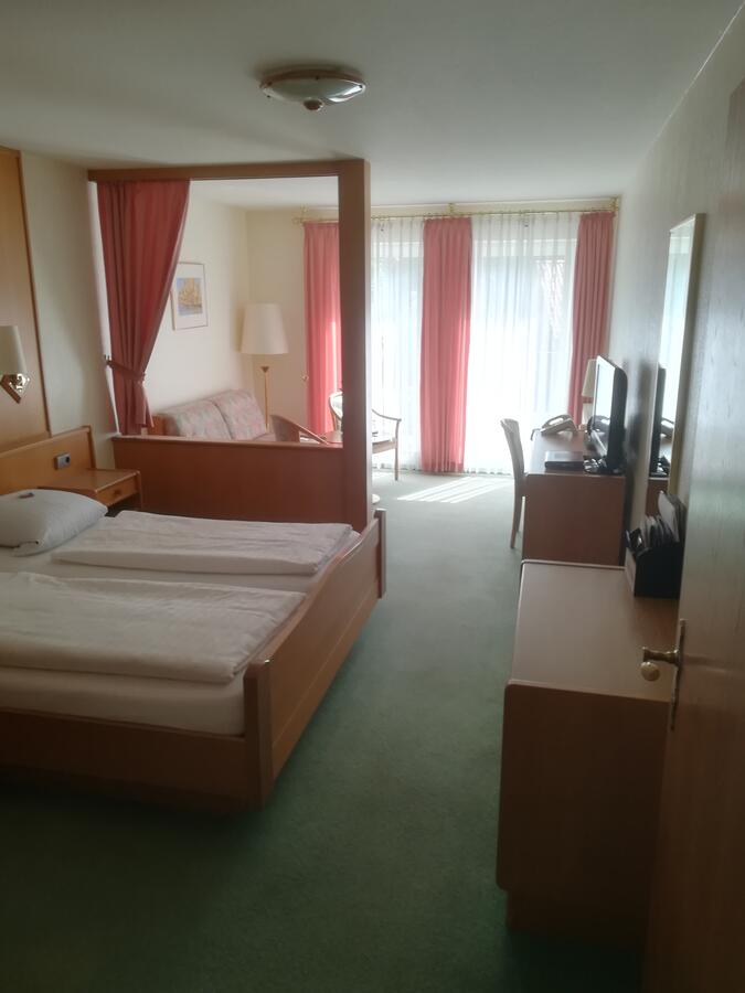 hotel-zum-marchenwald thumbnail