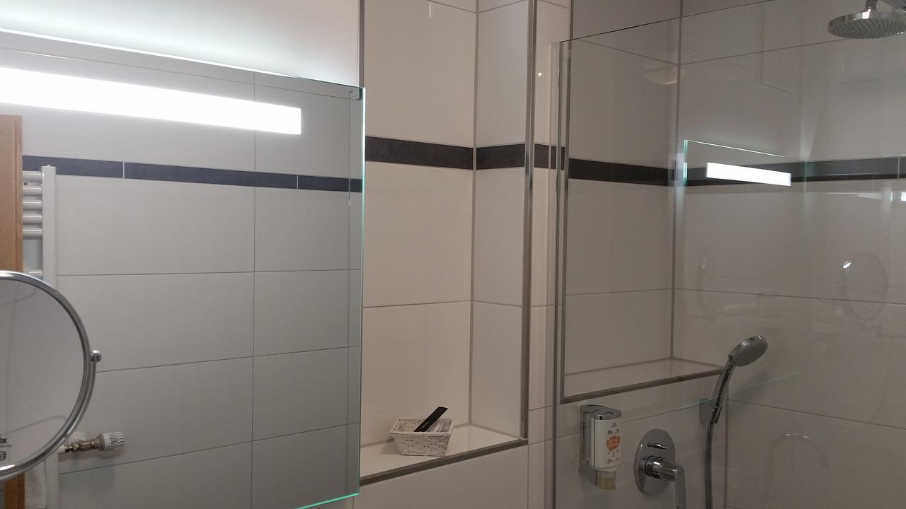 hotel-zur-post-altenahr thumbnail