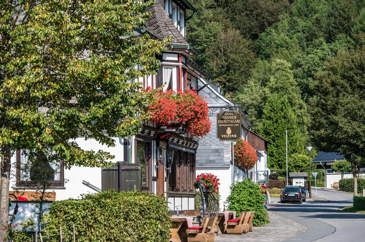 landgasthof-hotel-hanses-brautigam thumbnail
