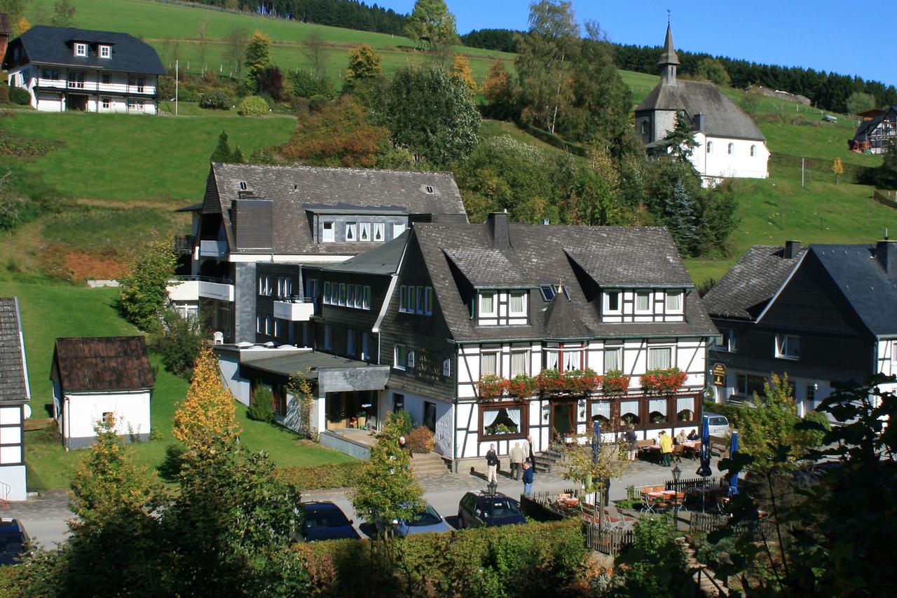 landgasthof-hotel-hanses-brautigam thumbnail