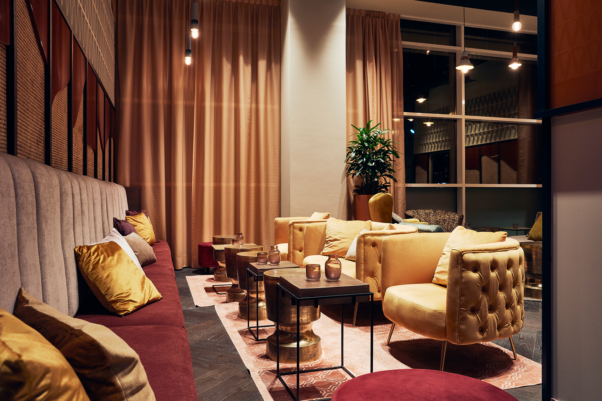 lindner-wtc-hotel-city-lounge-antwerp thumbnail