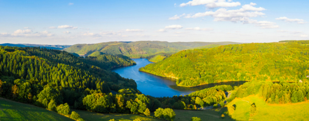 ontdek-deze-bezienswaardigheden-in-eifel-net-over-de-duitse-grens