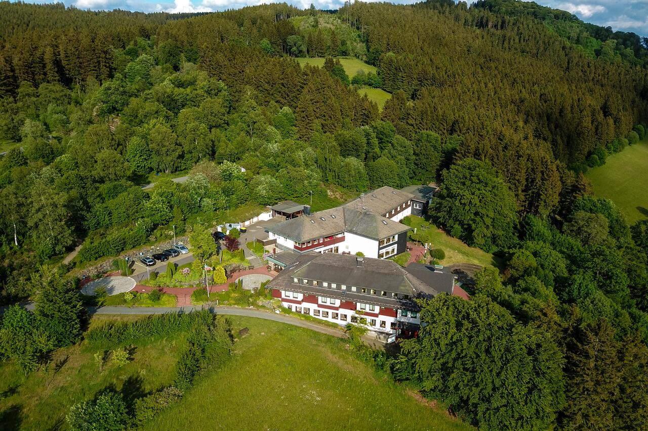 panorama-hotel-winterberg thumbnail