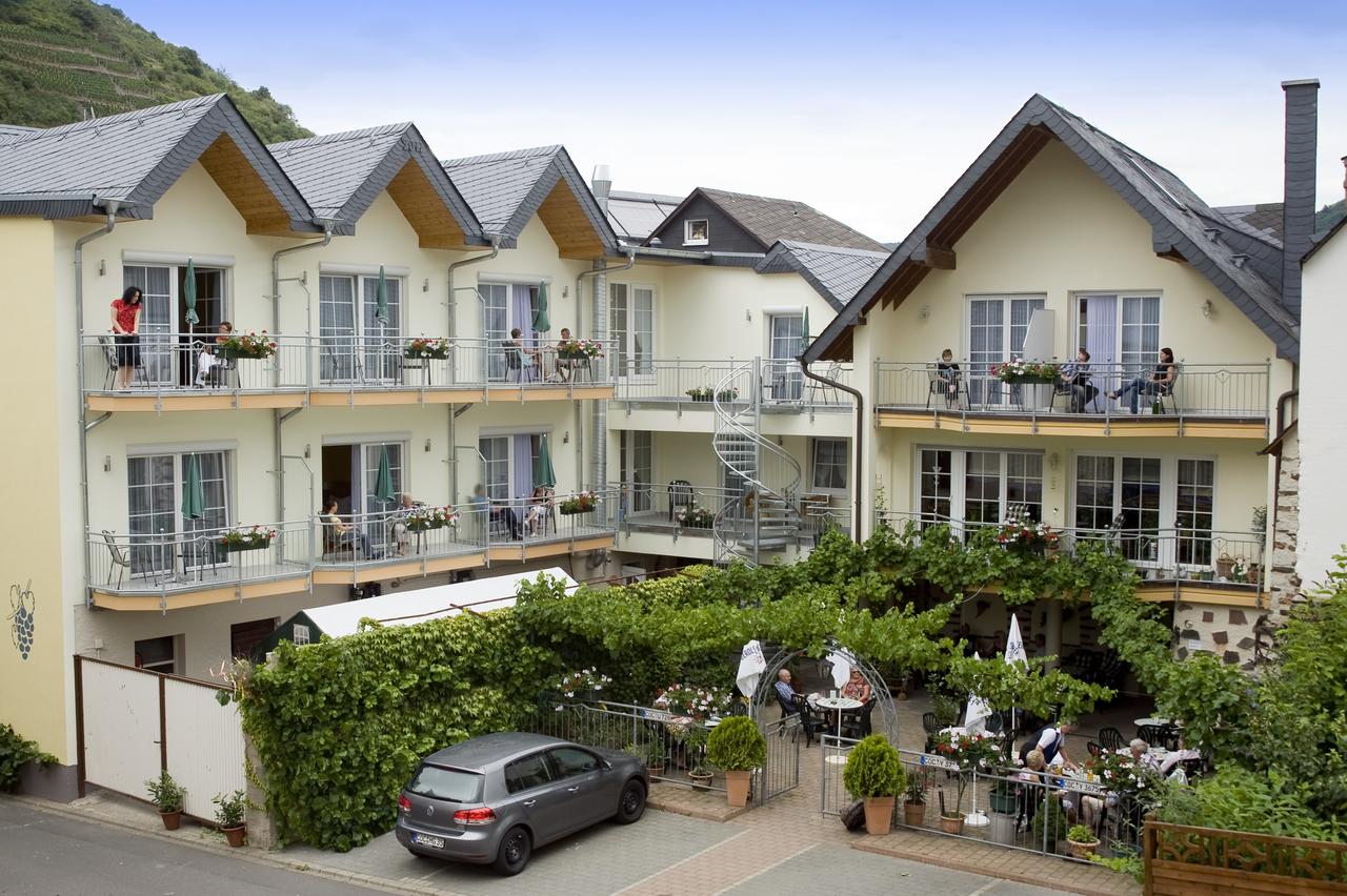 winzerhotel-zum-moselstrand thumbnail